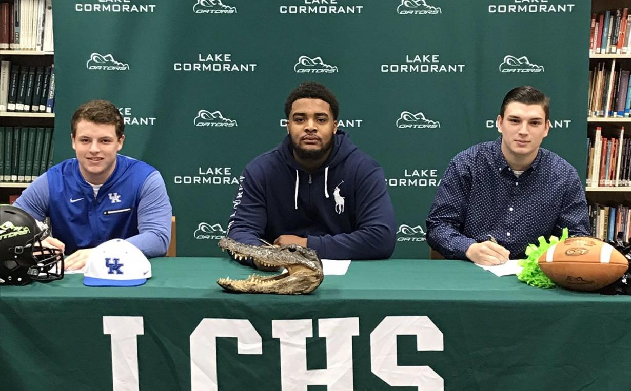 Gators sign football letters of intent